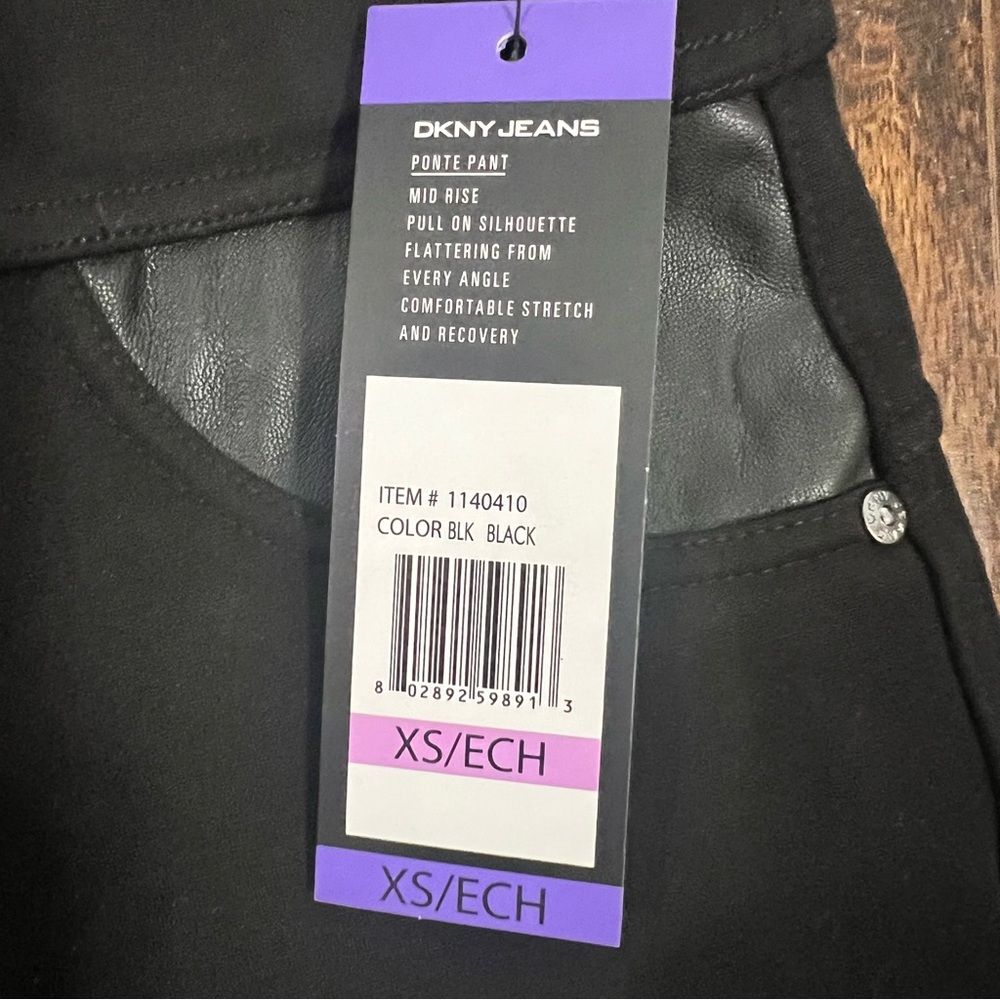 DKNY Jeans Black Ponte Pant with Faux Leather Pocket Accents Size XS NWT - Picture 10 of 10